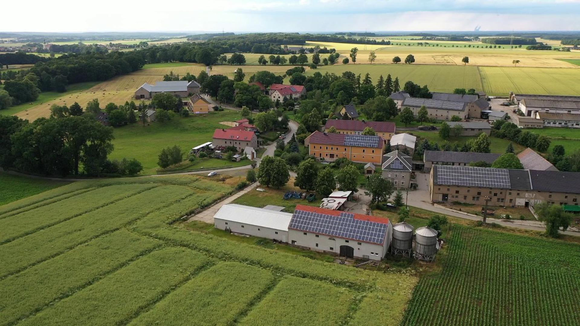 Ferienwohnungen Satkula Crostwitz Esterno foto